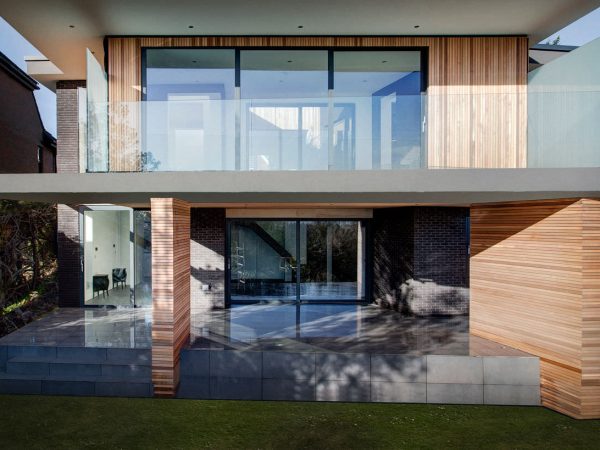 Modern Sliding doors in aluminium