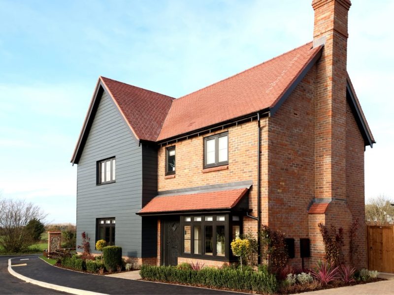 Slimline Flush Windows vs Aluminium Windows: Which Is Right for Your Home?